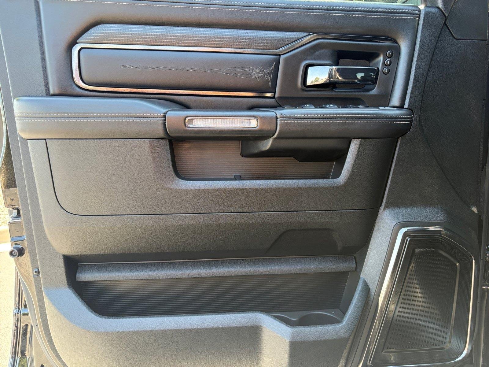 Used 2024 RAM 2500 Limited AWD/4WD image 13