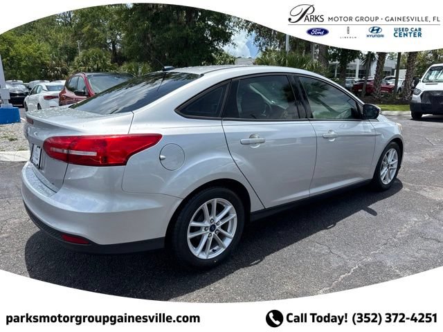 Certified 2017 Ford Focus SE FWD image 7