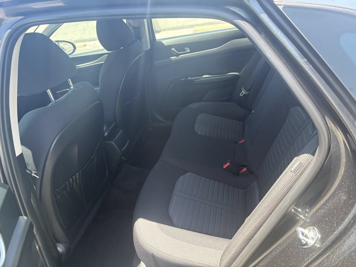 Used 2026 Kia K5 LXS FWD image 11
