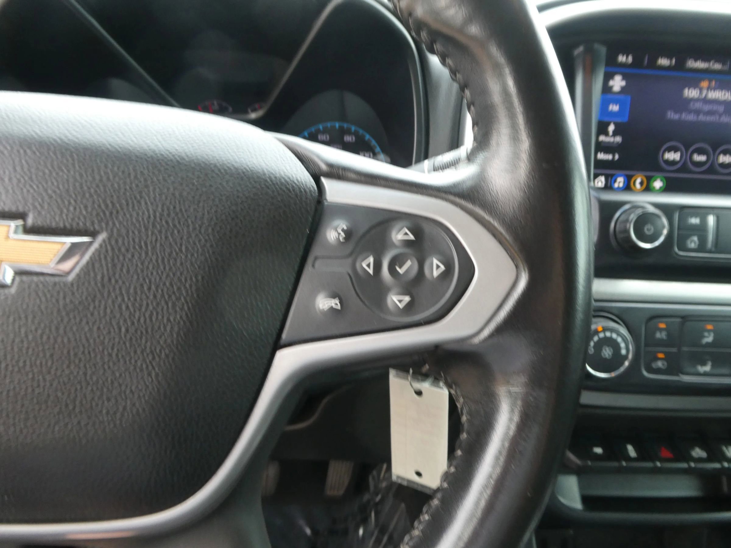 Used 2019 Chevrolet Colorado LT w/ LT Convenience Package AWD/4WD image 13