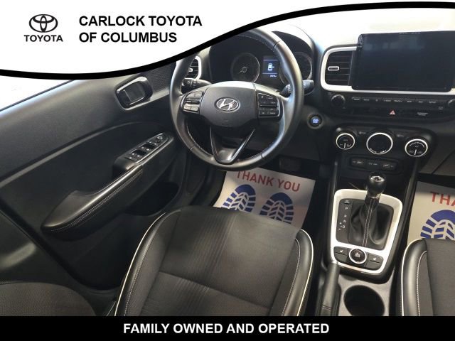 Used 2022 Hyundai Venue Limited FWD image 17