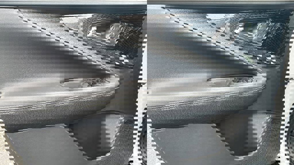 New 2026 Chevrolet Blazer EV LT w/ Midnight/Sport Edition image 13