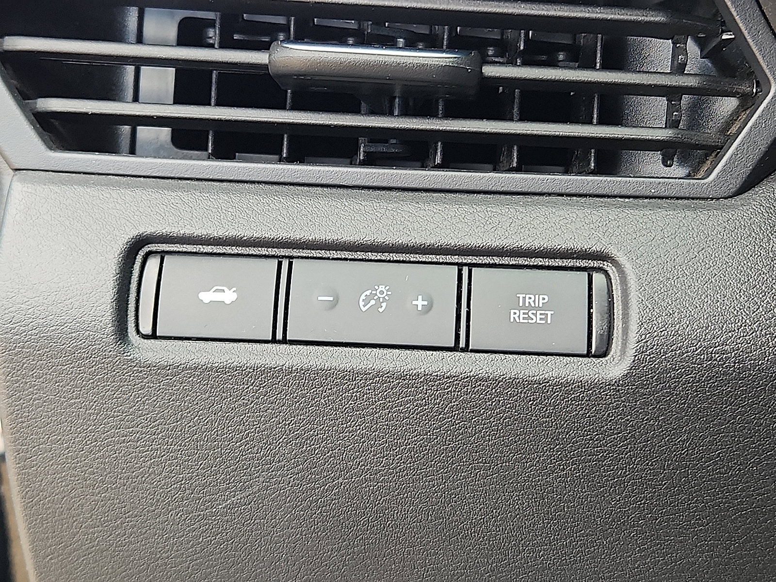 Used 2024 Nissan Altima 2.5 SR image 20