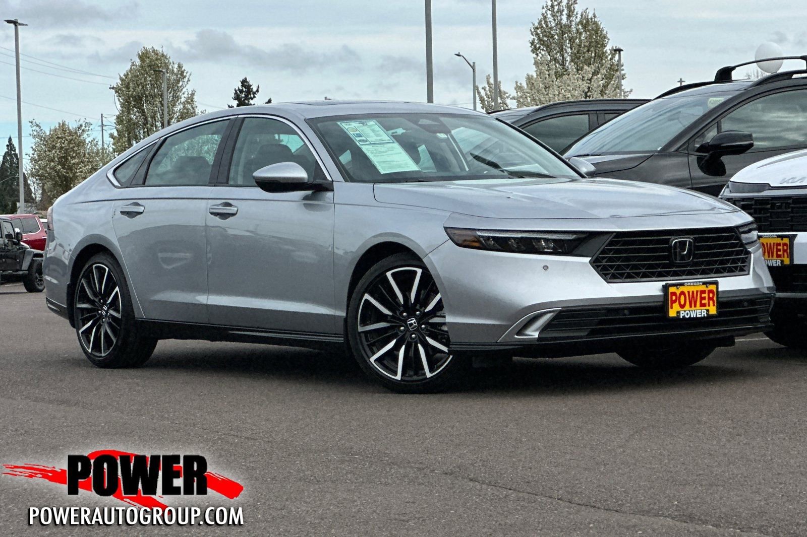 Used 2024 Honda Accord Touring image 1