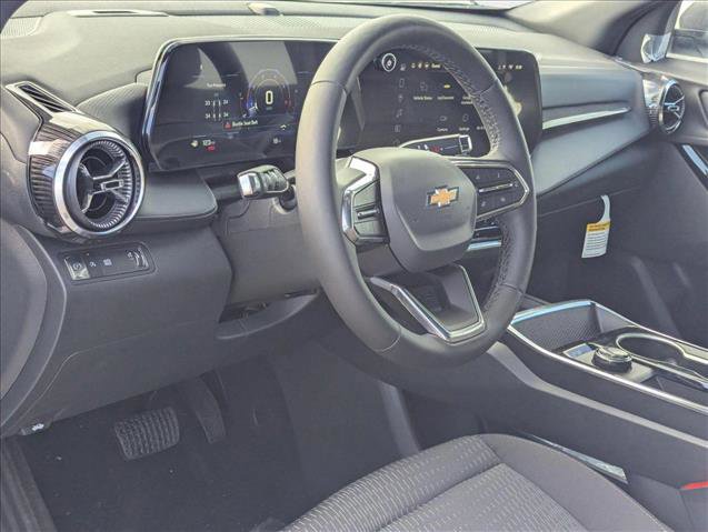 New 2026 Chevrolet Equinox LT image 3