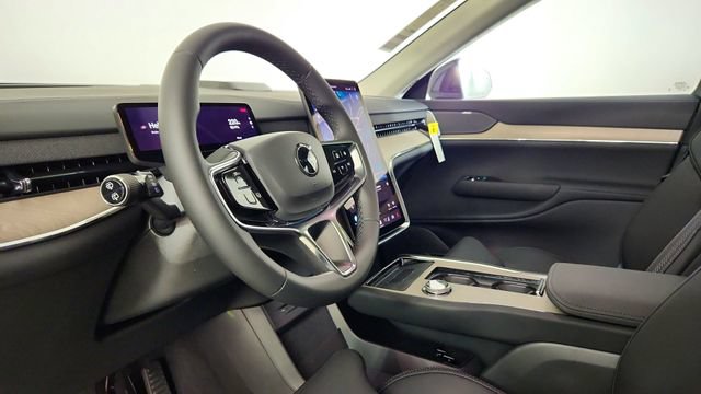 New 2026 Volvo EX90 Plus AWD/4WD image 12