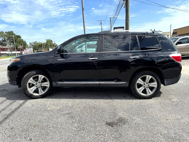 Used 2011 Toyota Highlander Limited image 4