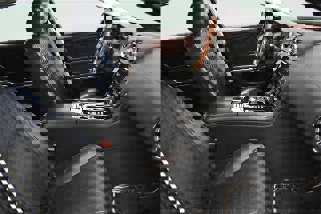 Used 2018 Jaguar XJ L Portfolio image 13