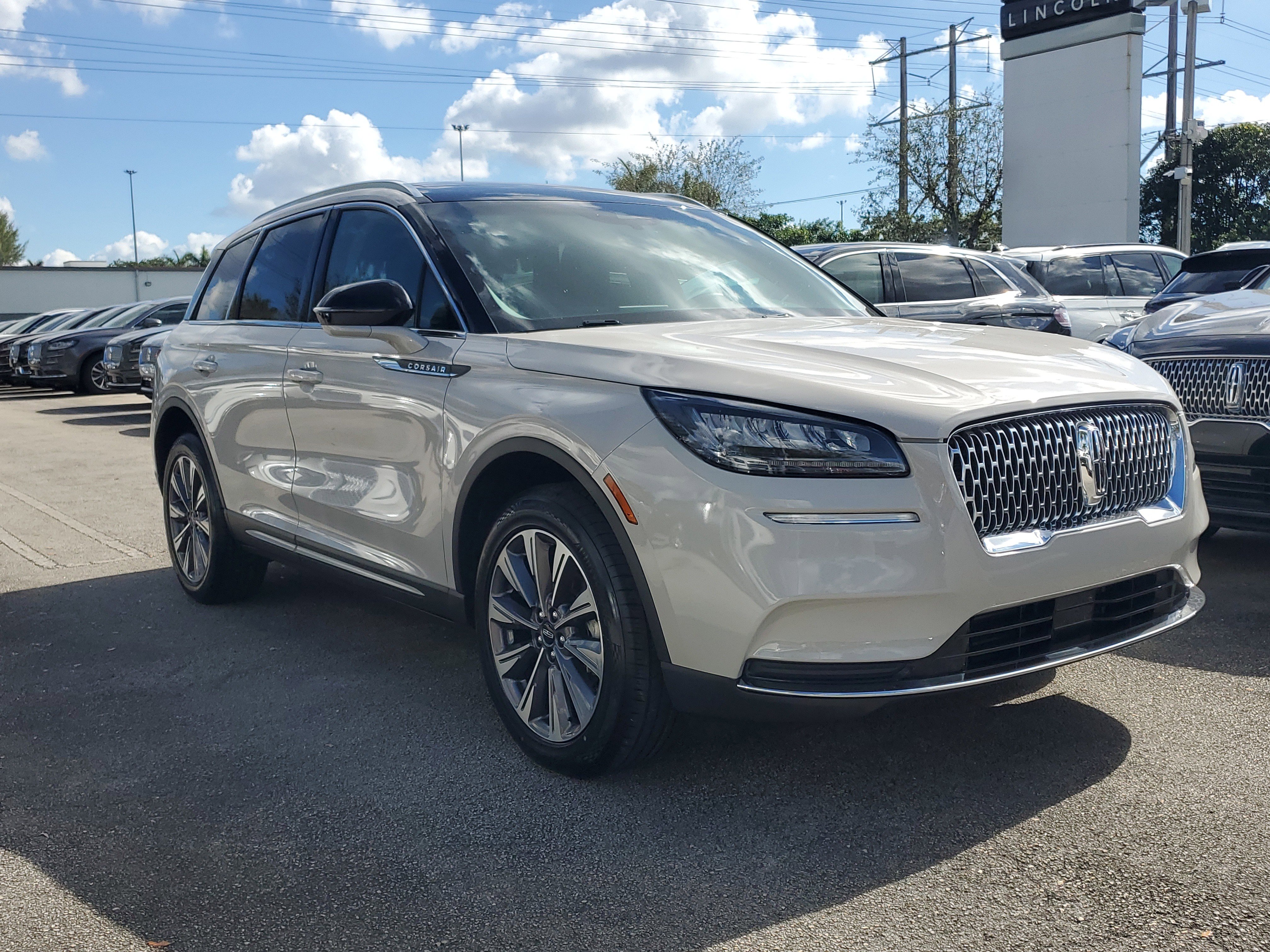 Certified 2022 Lincoln Corsair Reserve image 26