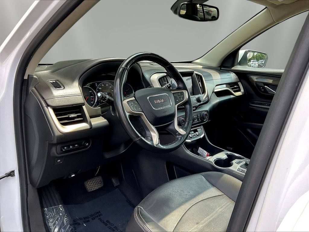 Used 2023 GMC Terrain Denali w/ Denali Premium Package AWD/4WD image 16