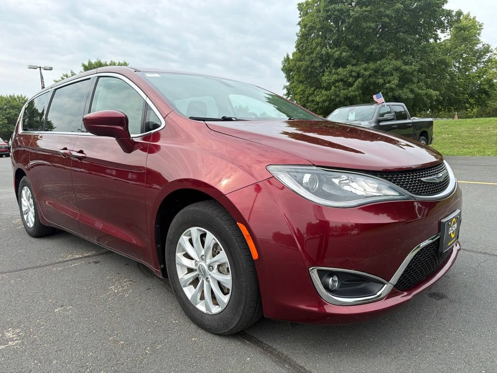 Used 2019 Chrysler Pacifica Touring Plus w/ Cold Weather Group