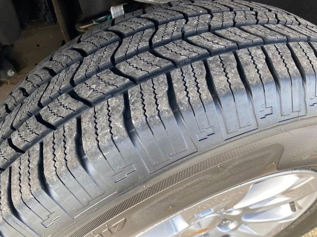 Certified 2025 Chevrolet Silverado 1500 LT AWD/4WD image 23