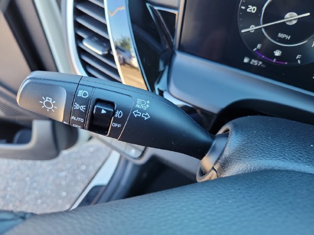 Used 2024 Kia Seltos X-Line AWD/4WD image 27