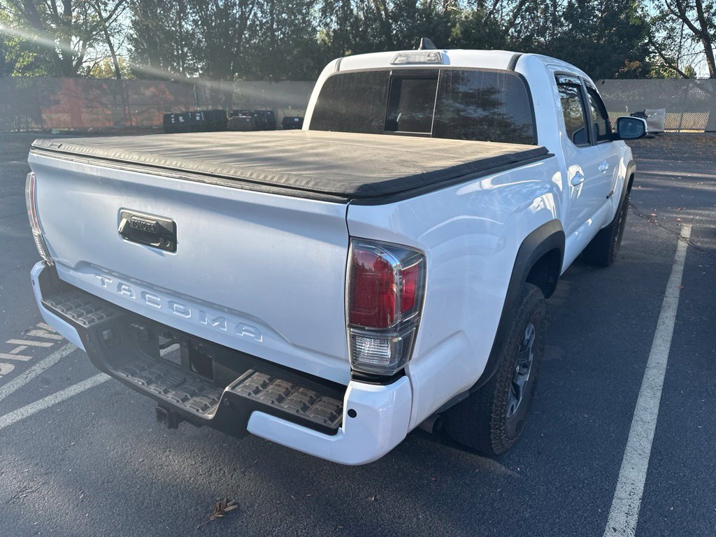 Used 2023 Toyota Tacoma TRD Off-Road w/ Technology Package AWD/4WD image 8