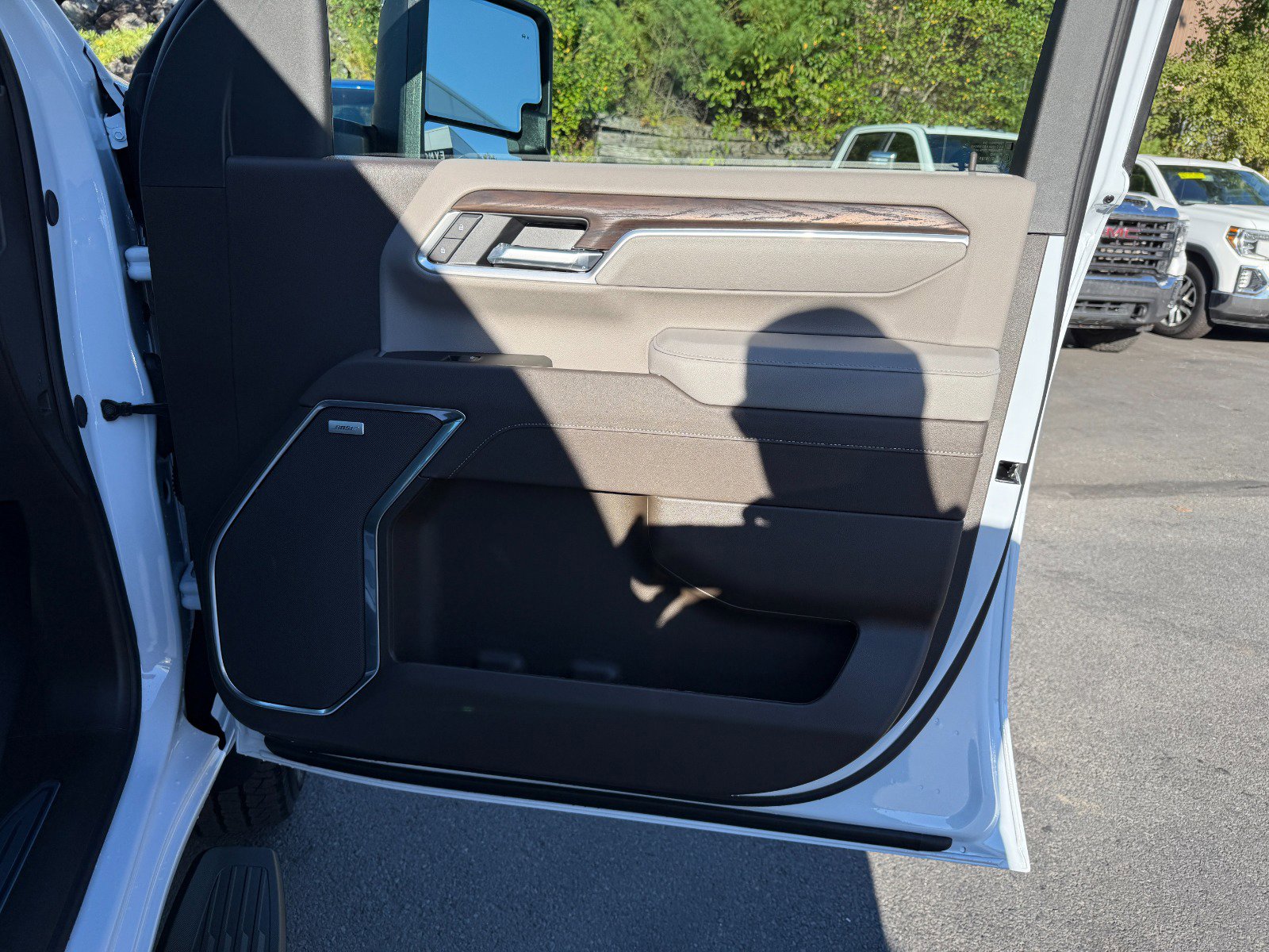 New 2026 GMC Sierra 2500 SLT w/ SLT Premium Package image 23