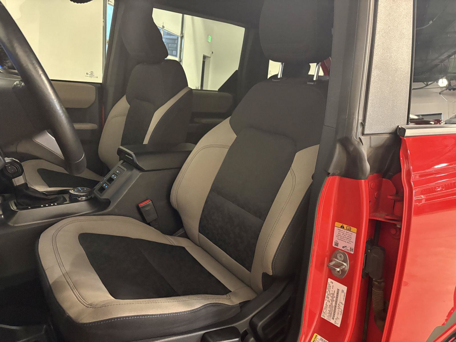 Used 2022 Ford Bronco Wildtrak AWD/4WD image 15
