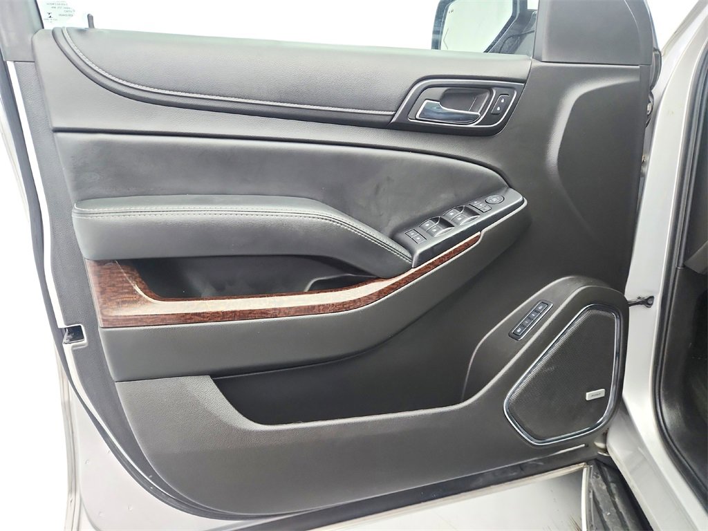 Used 2017 GMC Yukon XL SLT image 20