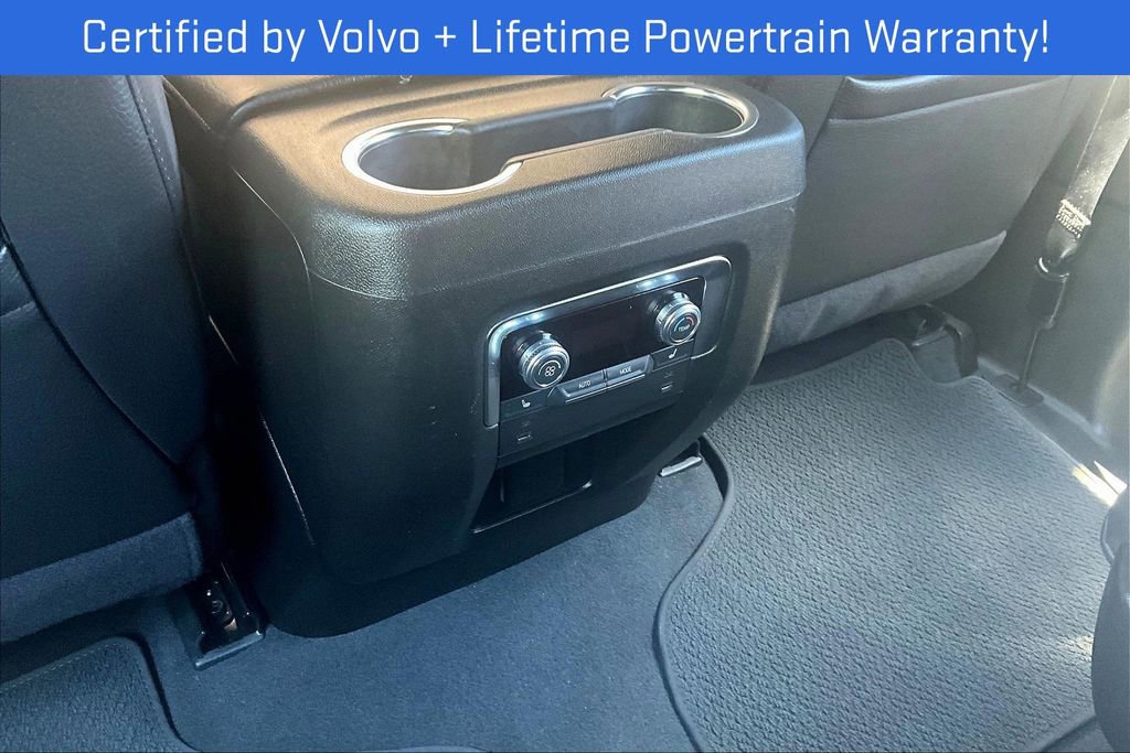 Used 2025 GMC Yukon XL Denali image 31