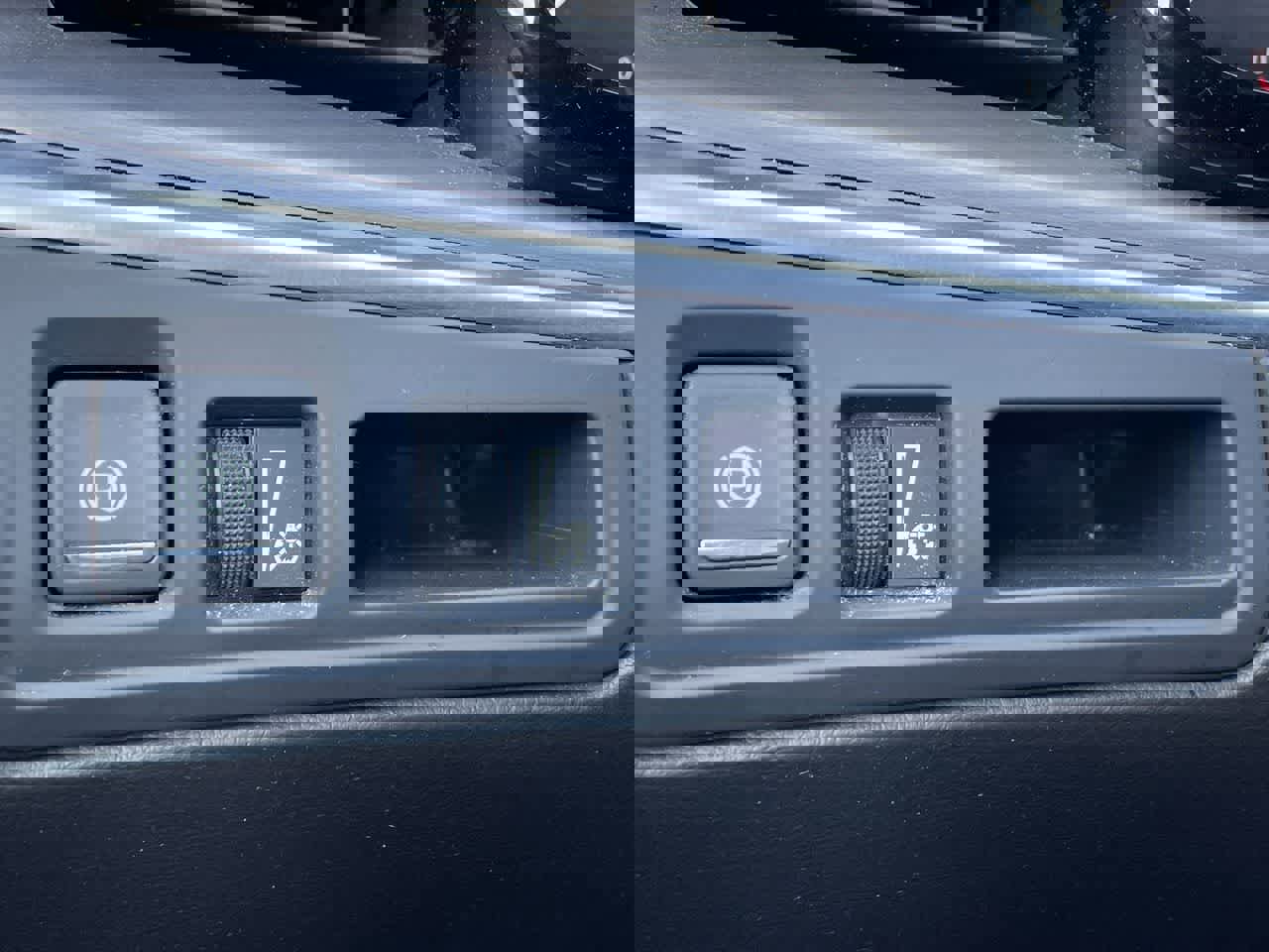 Certified 2024 Cadillac XT5 Luxury image 27