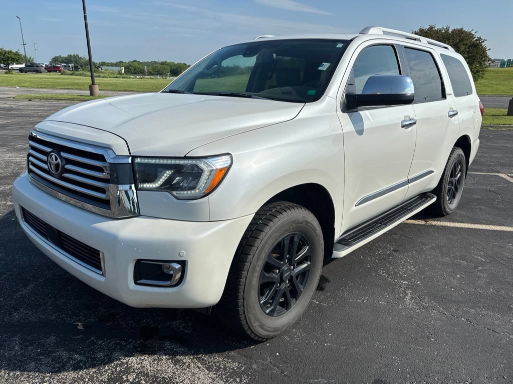 Used 2018 Toyota Sequoia Platinum AWD/4WD image 1