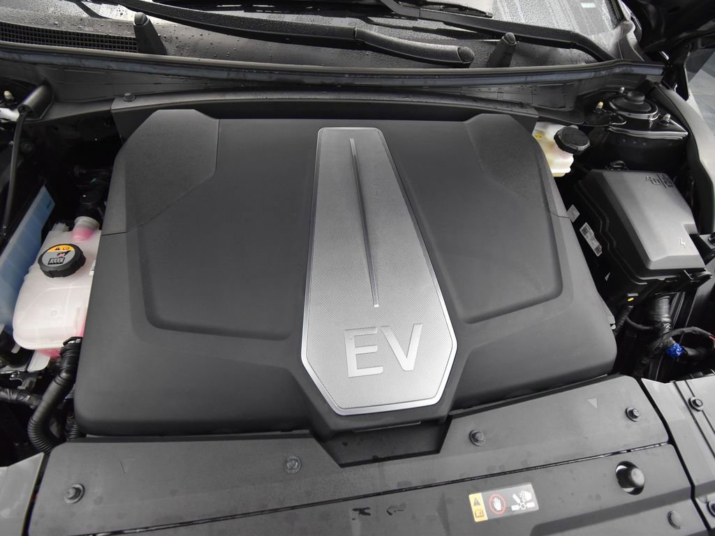 Used 2024 Kia EV6 Light image 16