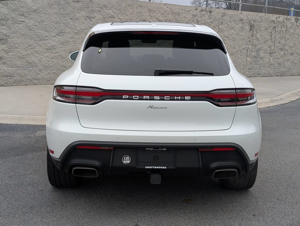 Certified 2025 Porsche Macan AWD/4WD image 6