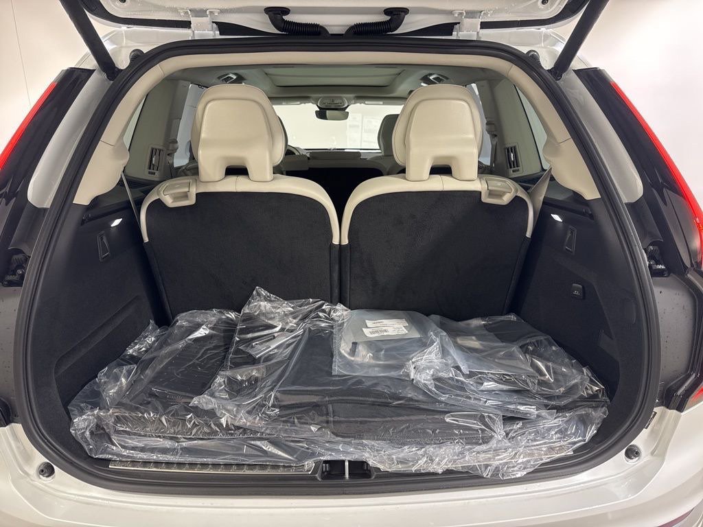 New 2026 Volvo XC90 B6 Ultra w/ Protection Package AWD/4WD image 30