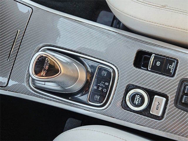 Used 2019 Mitsubishi Outlander GT image 15