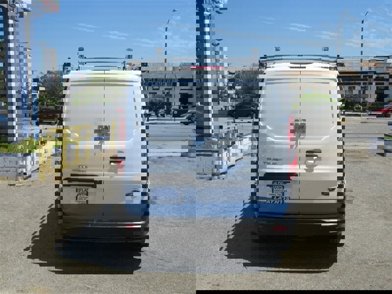 Used 2020 Ford Transit Connect XL image 3