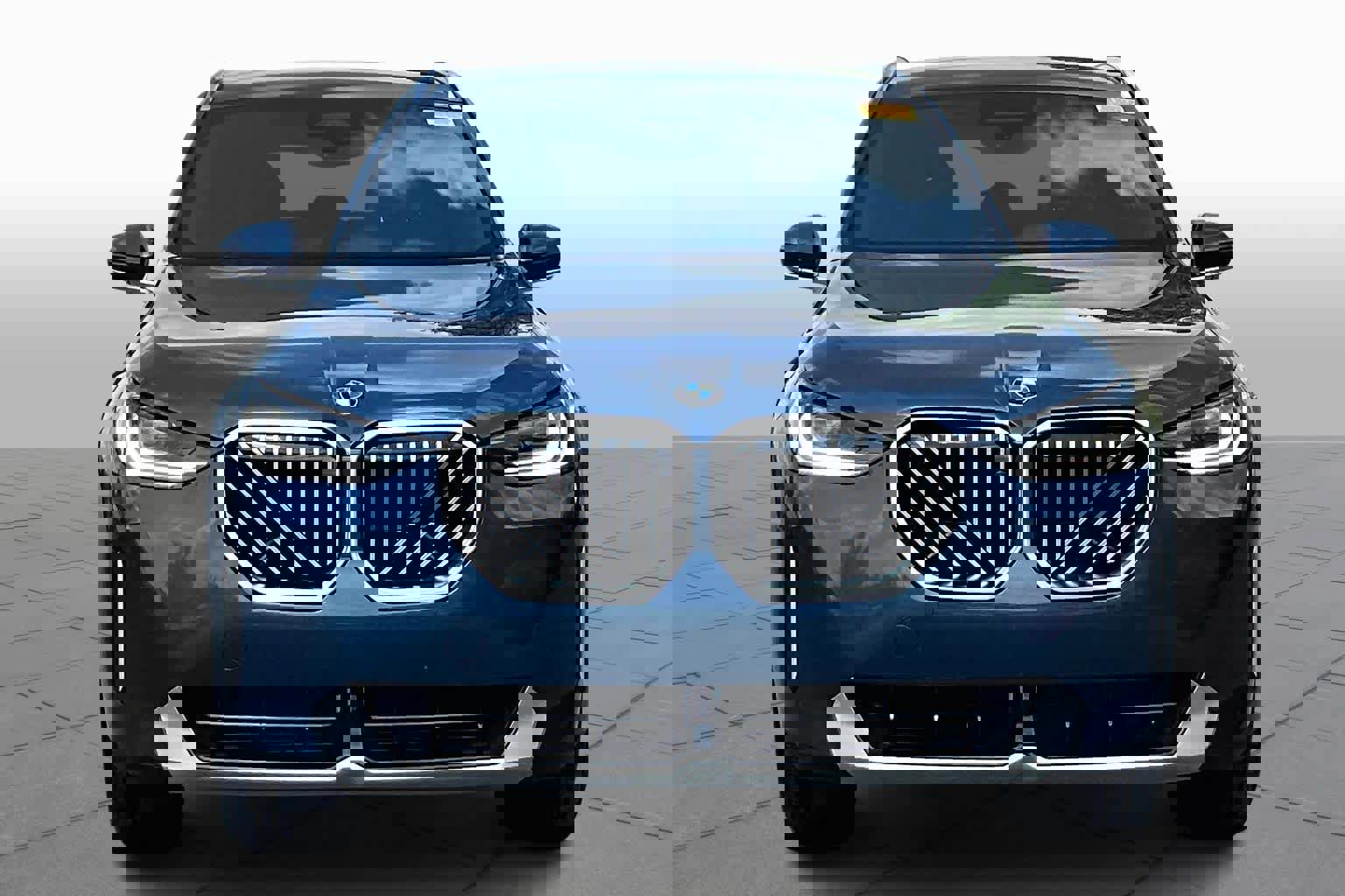 Certified 2025 BMW X3 xDrive30i w/ Premium Package AWD/4WD image 3