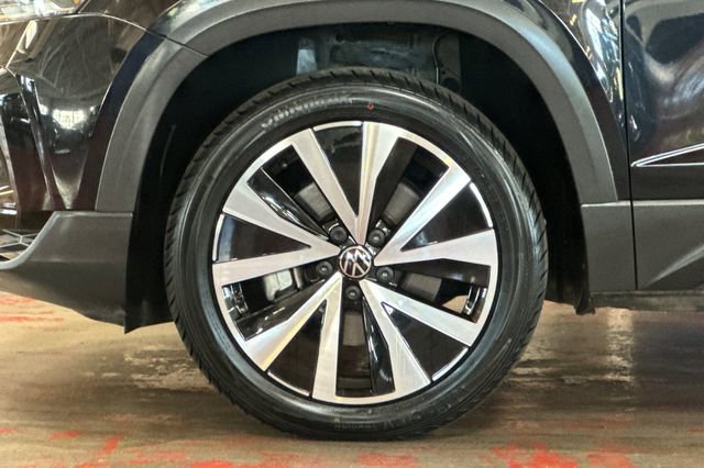 Used 2022 Volkswagen Taos SE image 34
