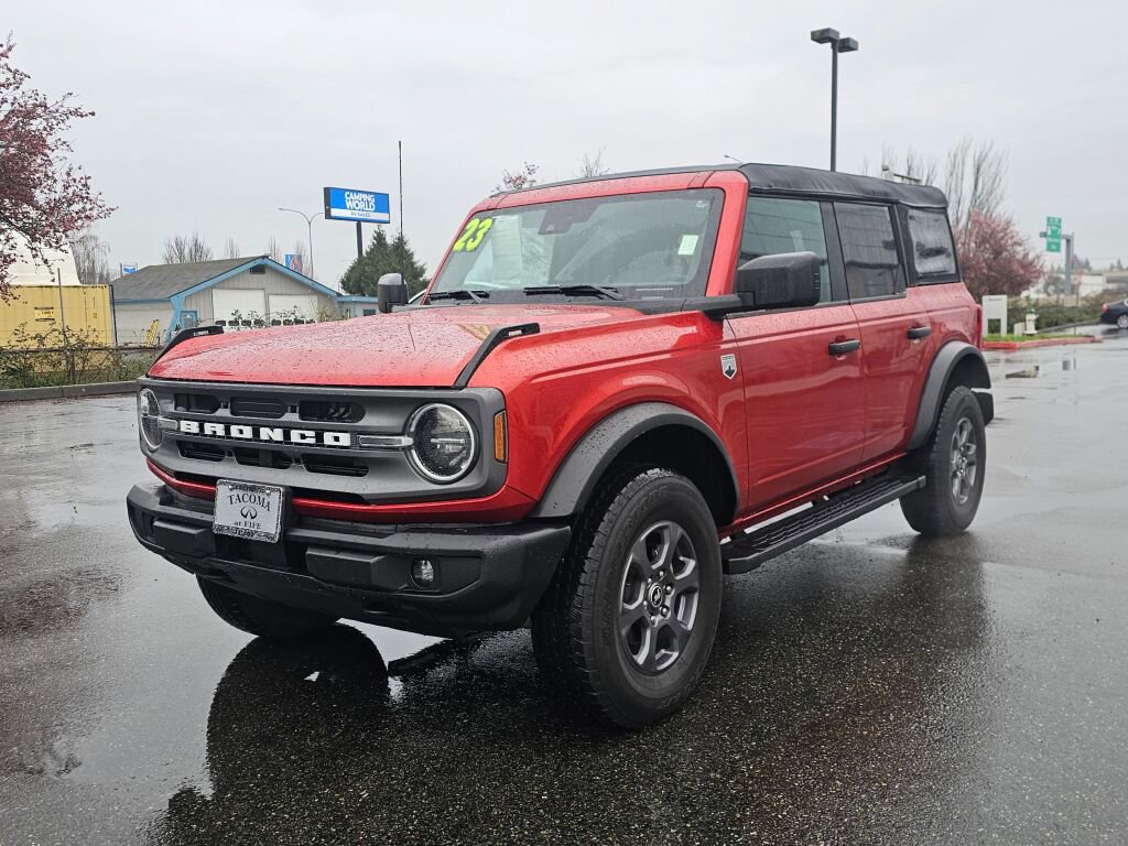 Used 2023 Ford Bronco Big Bend image 3