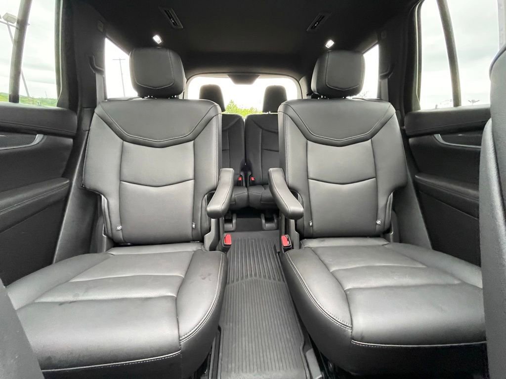 Used 2024 Cadillac XT6 Sport w/ LPO, Floor Liner Package AWD/4WD image 15