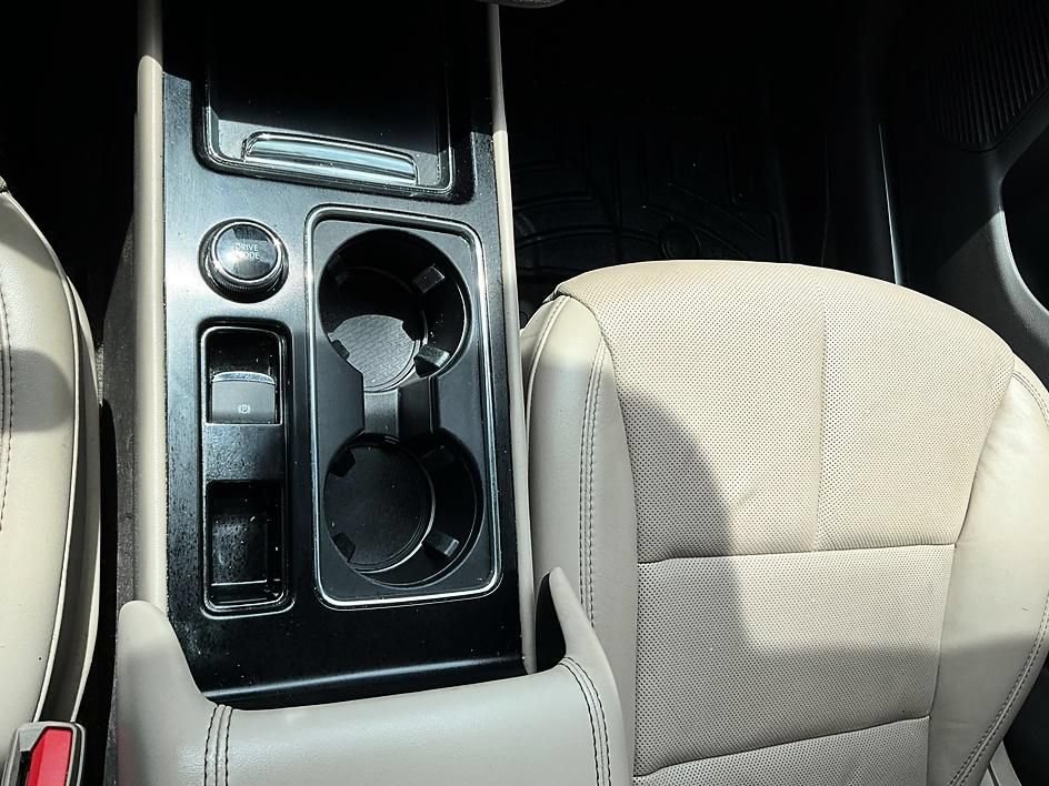 Used 2020 Lincoln Corsair AWD w/ Premium Package image 23
