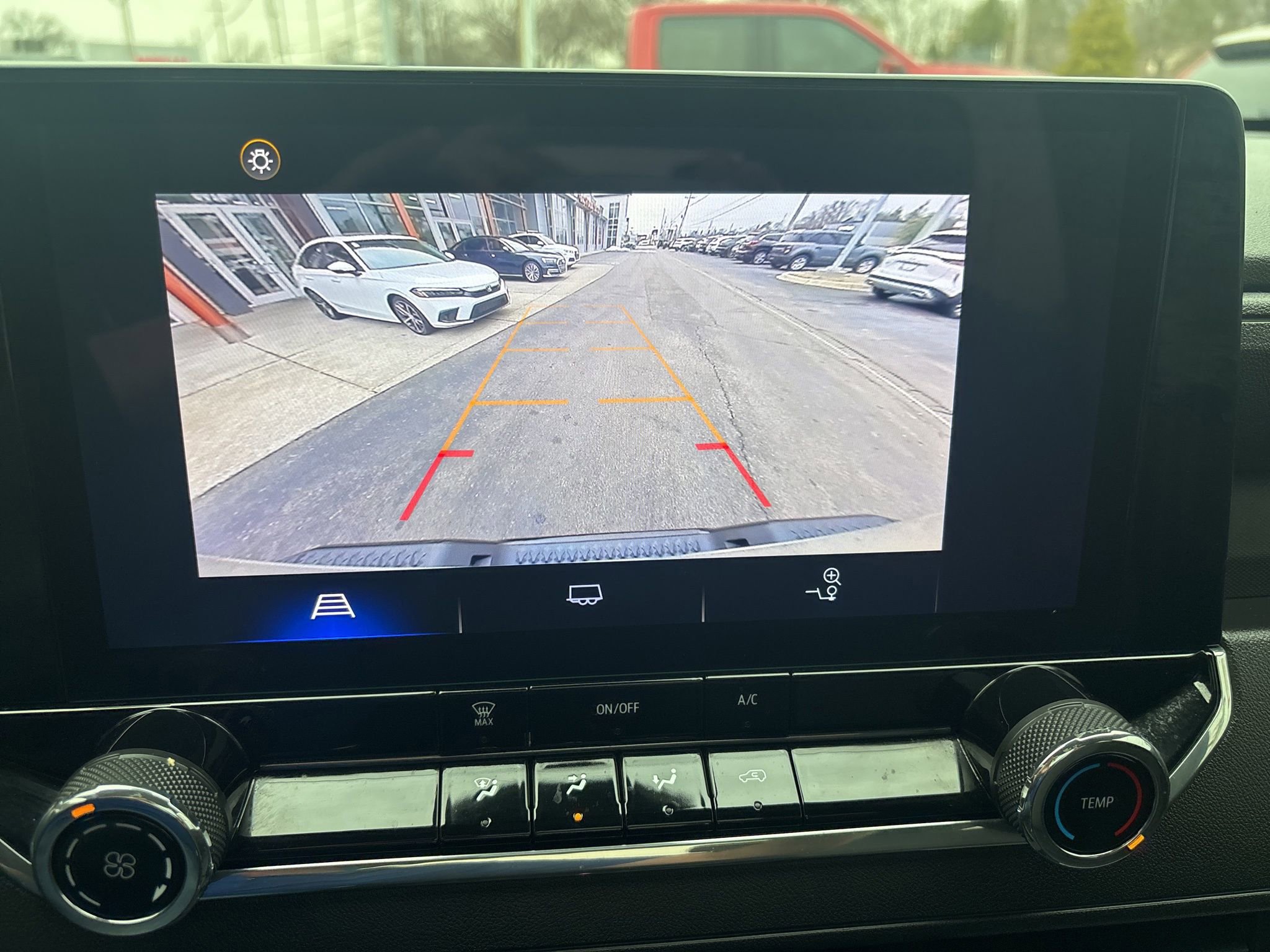 Used 2024 Chevrolet Colorado W/T image 32