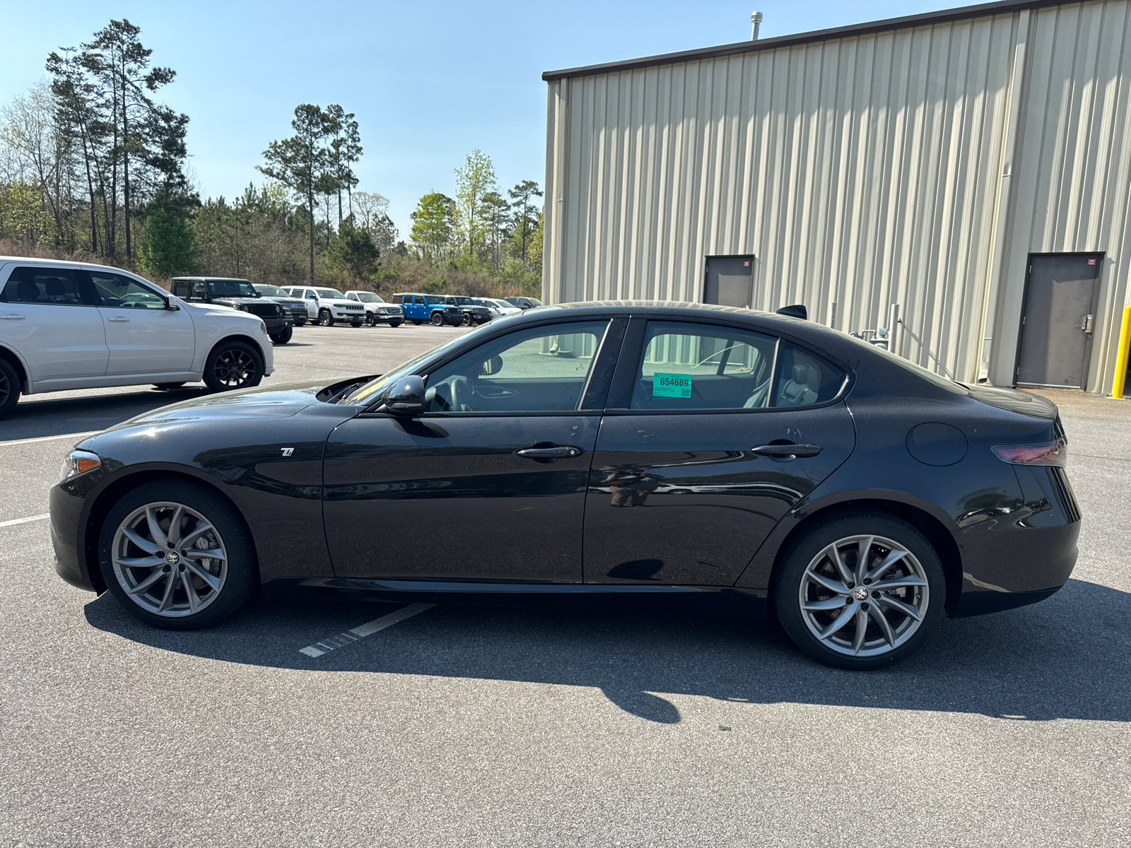 Used 2024 Alfa Romeo Giulia Ti image 8