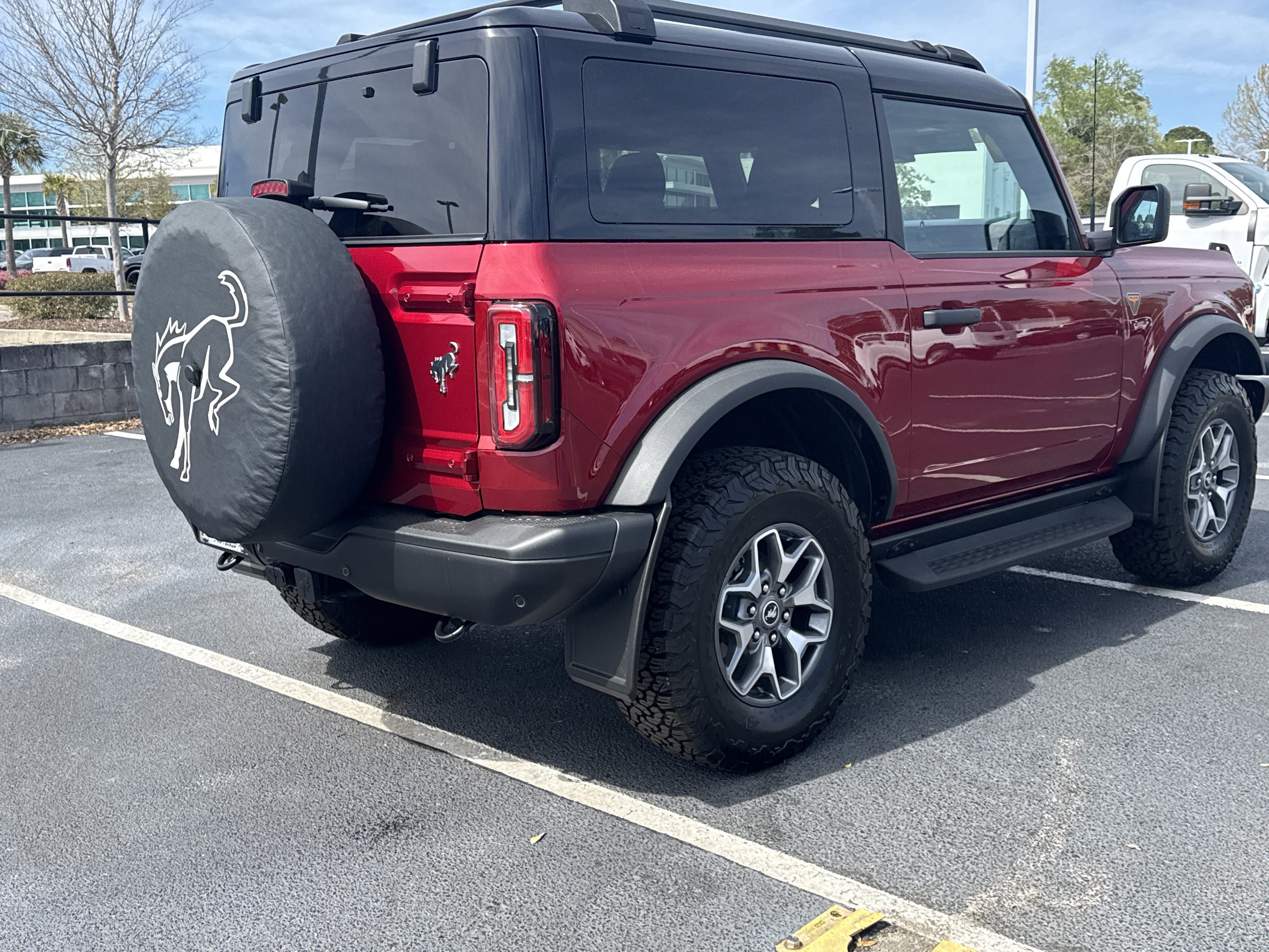 Used 2025 Ford Bronco Badlands image 18