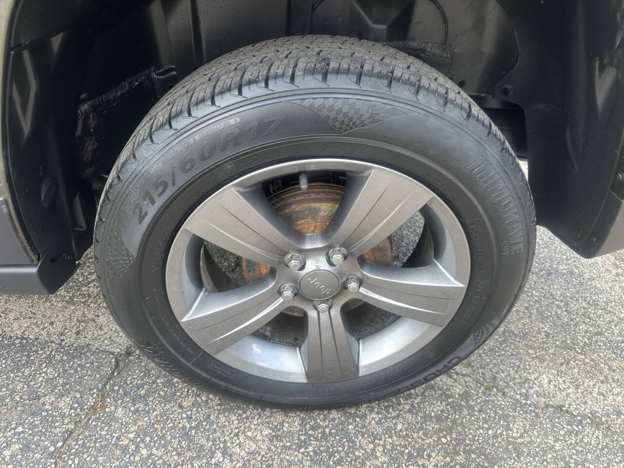 Used 2015 Jeep Patriot High Altitude FWD image 40