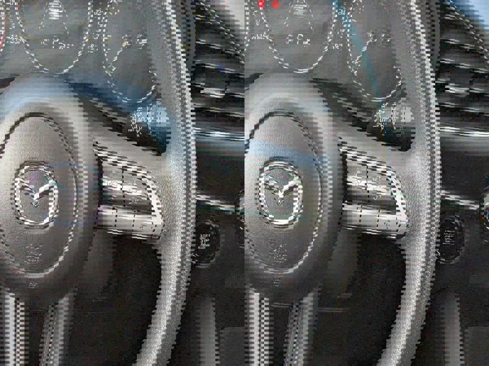 Used 2020 MAZDA MAZDA3 Sedan image 20