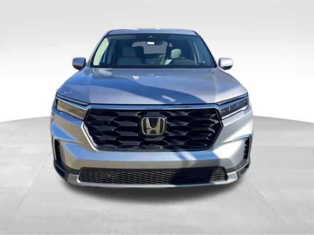 Certified 2025 Honda Pilot EX-L image 3