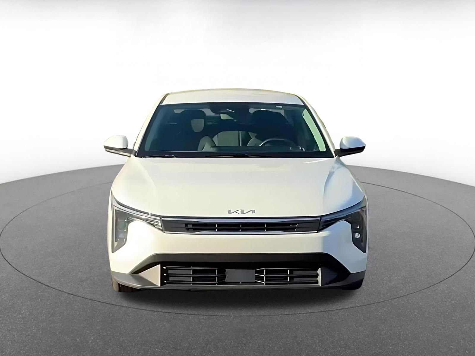 Used 2025 Kia K4 LXS image 4