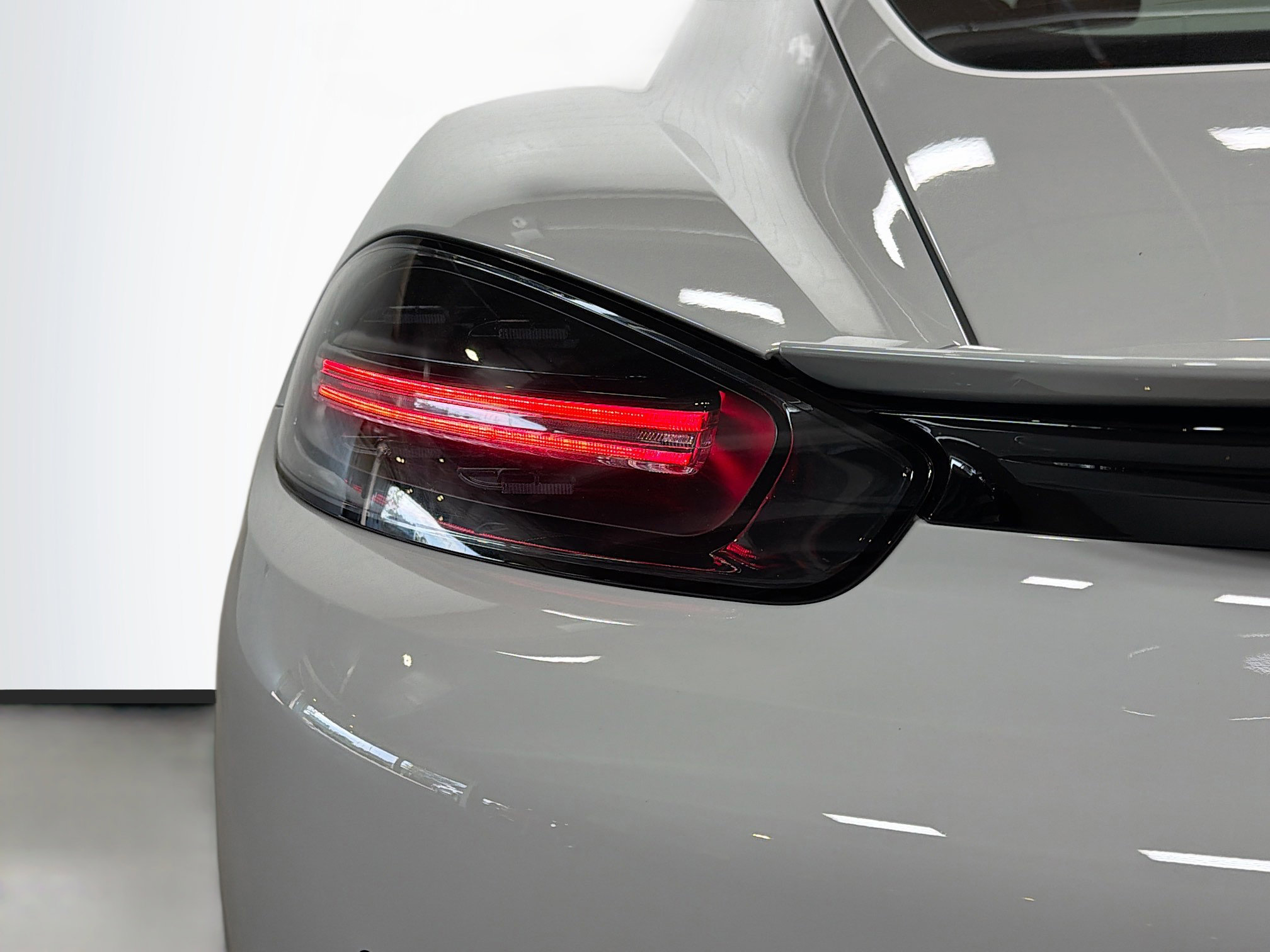 Used 2024 Porsche 718 Cayman GTS image 10