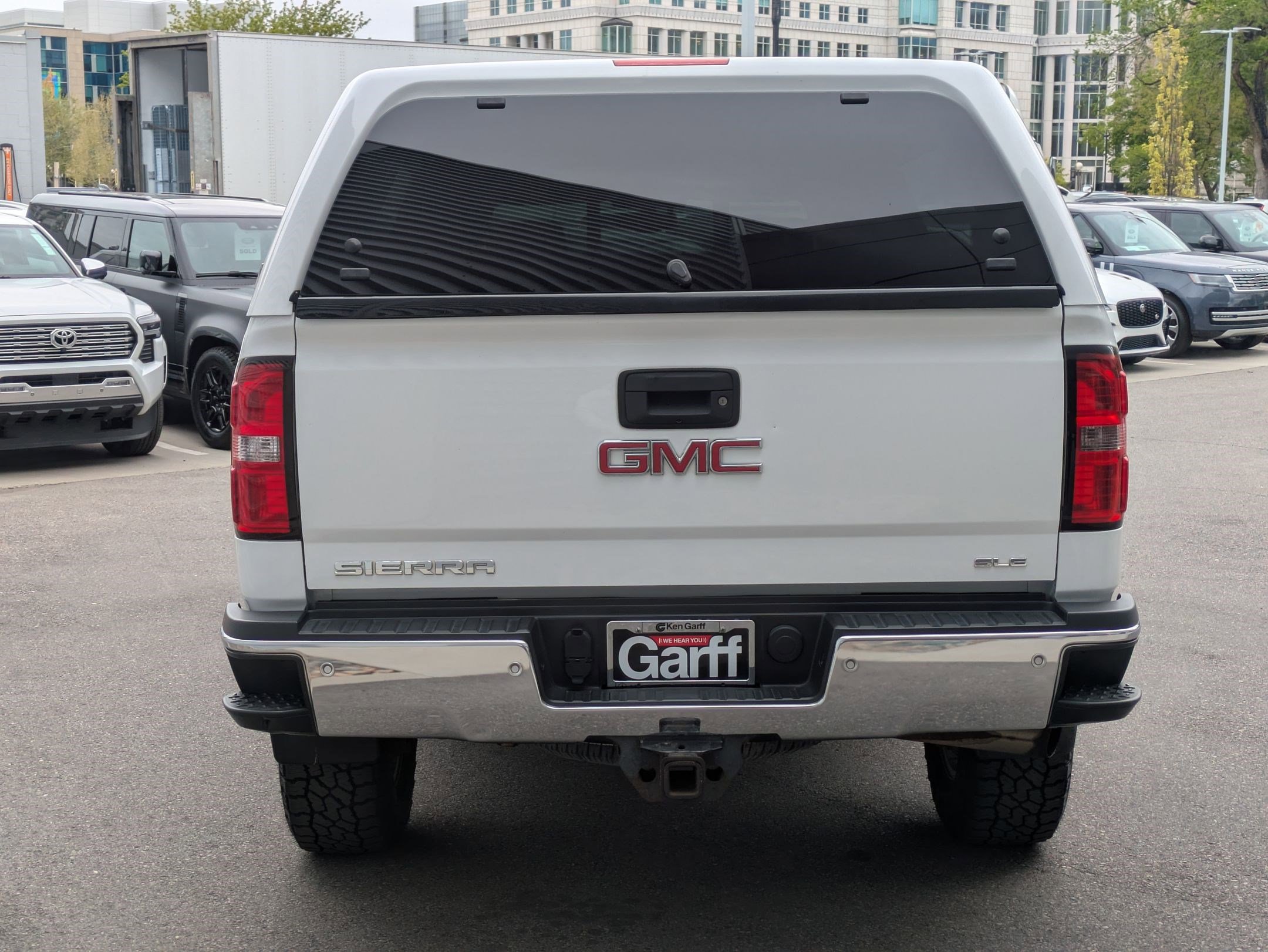 Used 2015 GMC Sierra 3500 SLE w/ SLE Preferred Package image 4