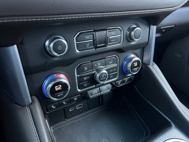 Used 2021 GMC Yukon SLT w/ SLT Premium Package image 27