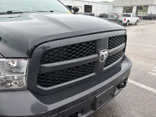 Used 2014 RAM 1500 4x4 Crew Cab w/ Protection Group image 9