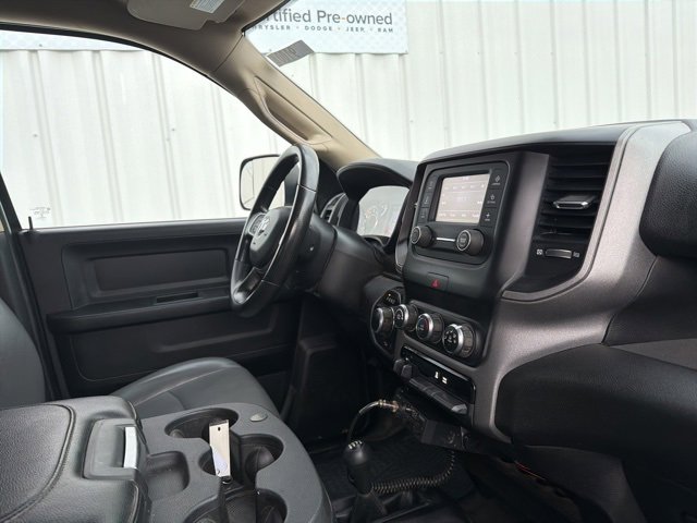 Used 2020 RAM 2500 Tradesman w/ Chrome Appearance Group image 31
