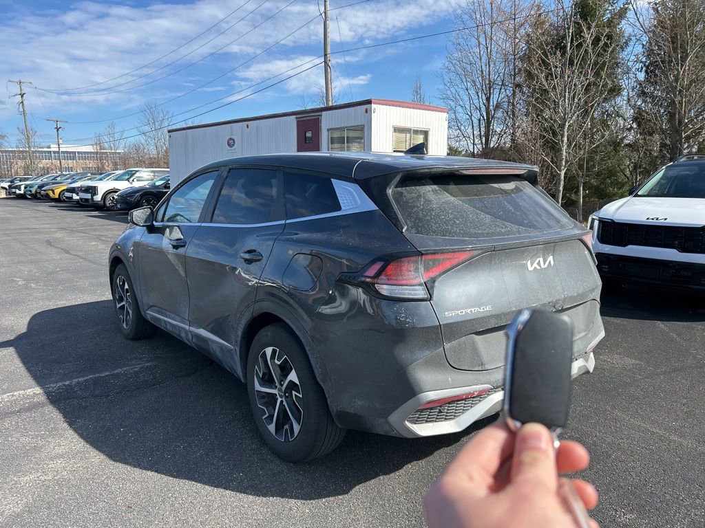 Certified 2023 Kia Sportage EX image 5