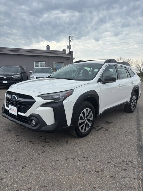 Used 2024 Subaru Outback 2.5i image 3