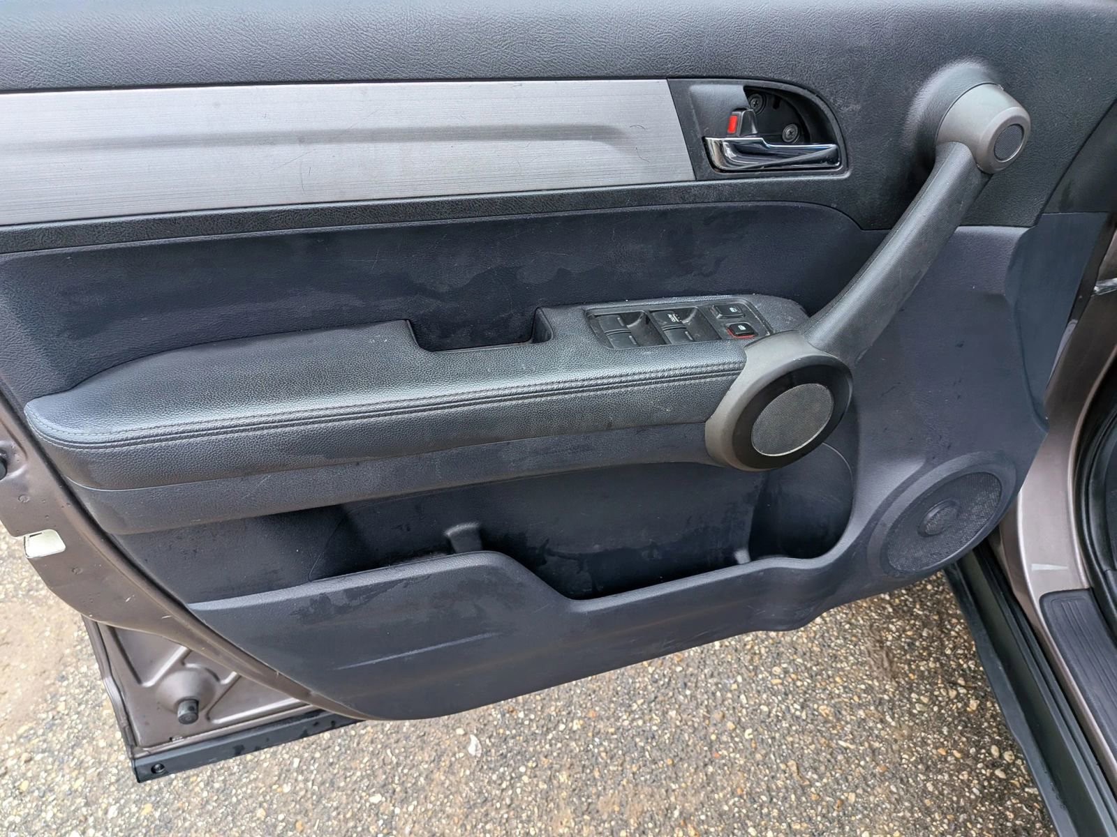 Used 2011 Honda CR-V EX-L image 17