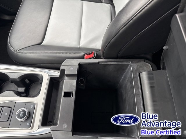 Used 2022 Ford Explorer XLT w/ Equipment Group 202A image 28